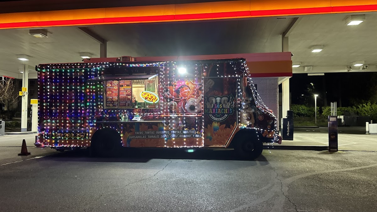 2 Tapatios Mexican Grill